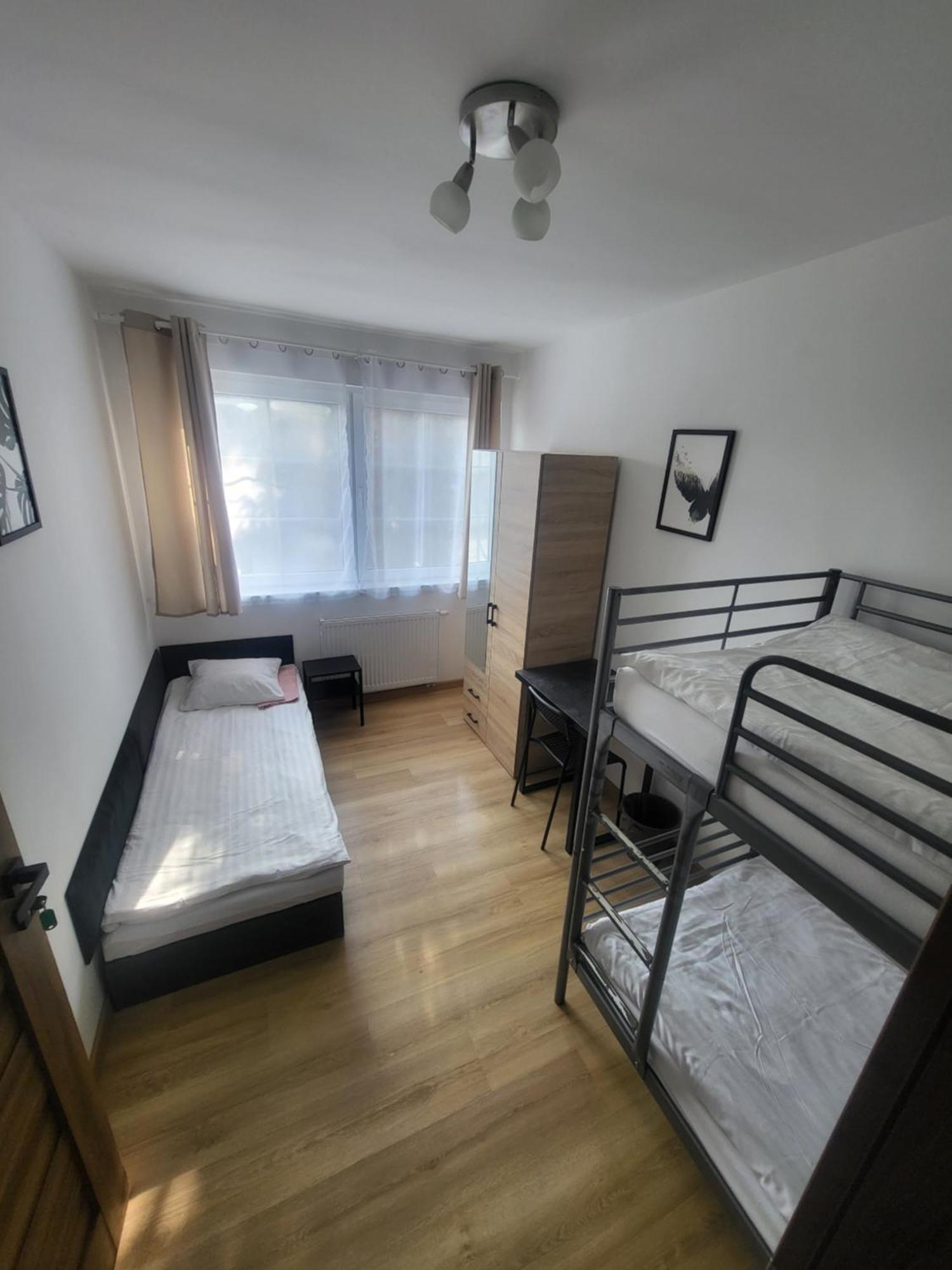 Rooms4Rest Popularna - Private Rooms For Tourists - Atr Consulting Sp, Z O,O, Варшава Экстерьер фото