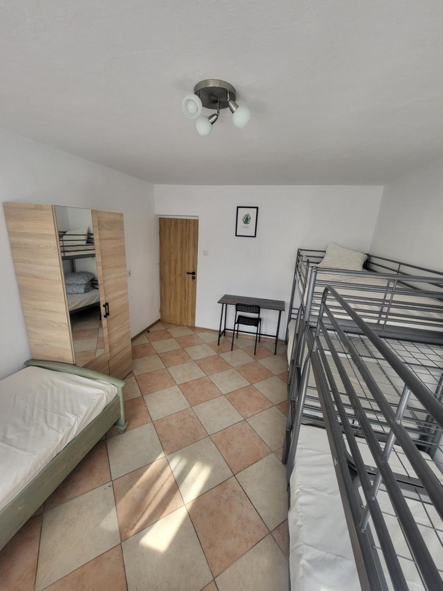 Rooms4Rest Popularna - Private Rooms For Tourists - Atr Consulting Sp, Z O,O, Варшава Экстерьер фото