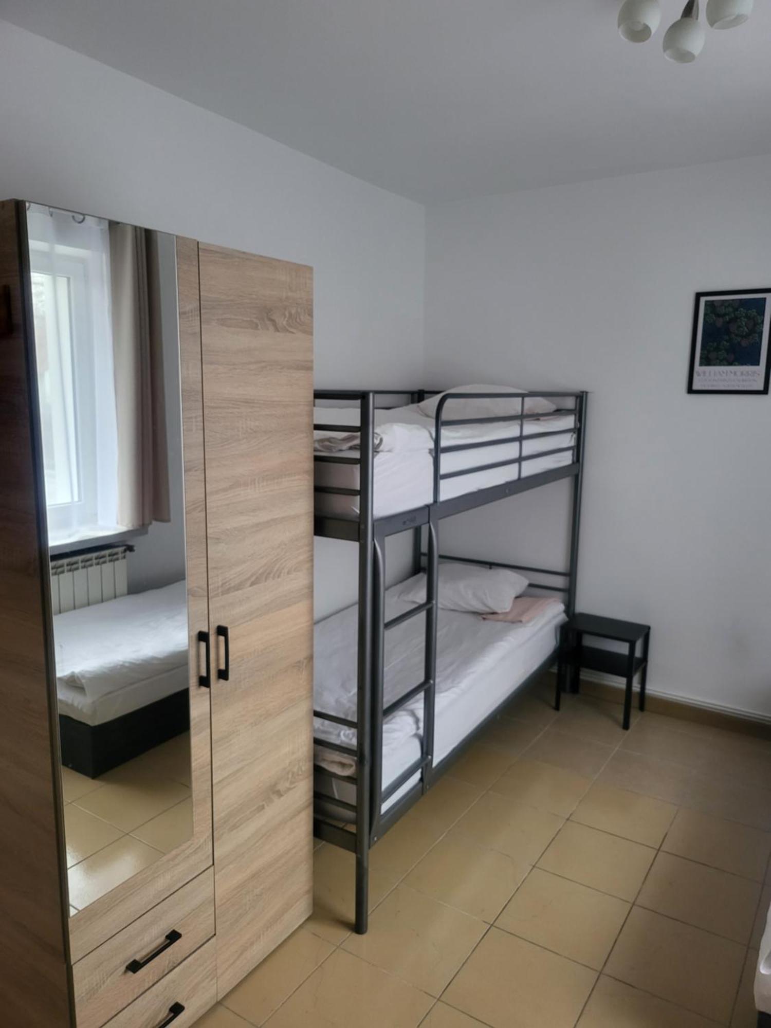 Rooms4Rest Popularna - Private Rooms For Tourists - Atr Consulting Sp, Z O,O, Варшава Экстерьер фото