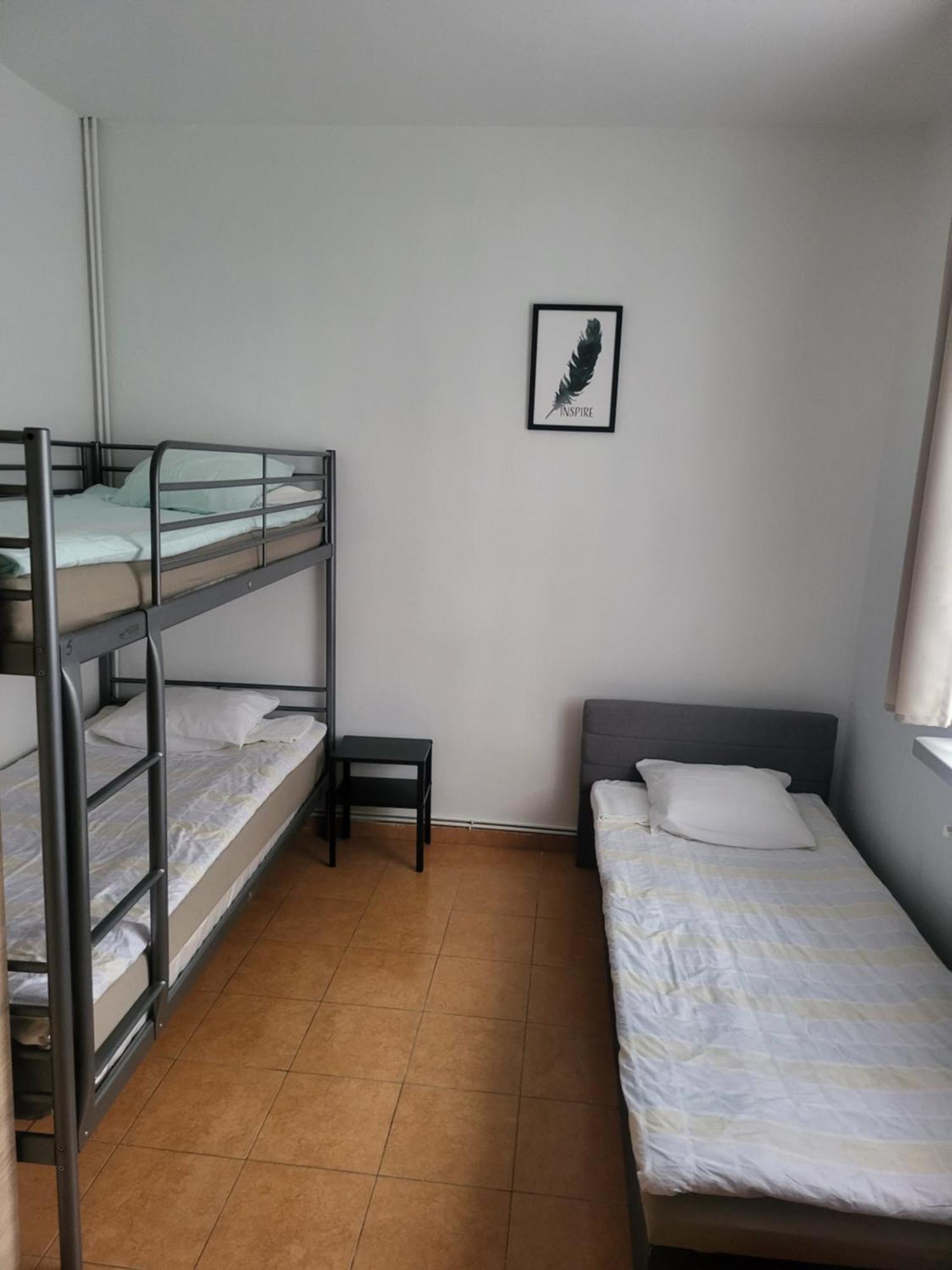 Rooms4Rest Popularna - Private Rooms For Tourists - Atr Consulting Sp, Z O,O, Варшава Экстерьер фото