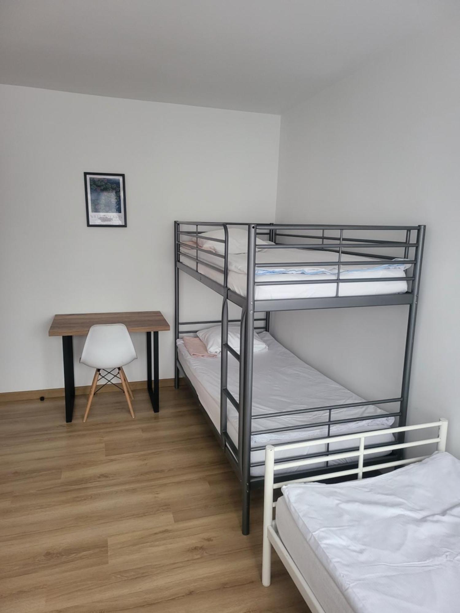 Rooms4Rest Popularna - Private Rooms For Tourists - Atr Consulting Sp, Z O,O, Варшава Экстерьер фото