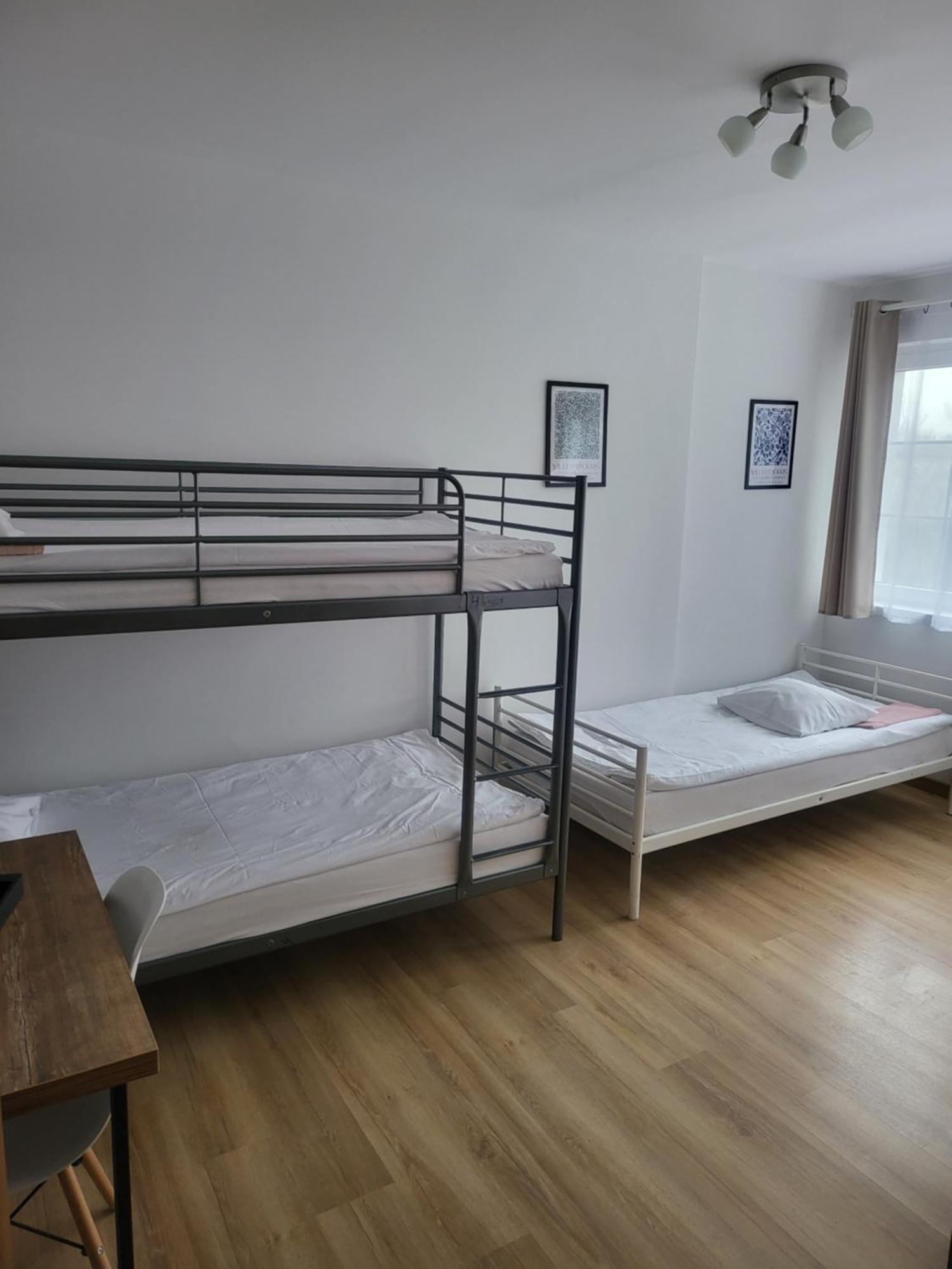 Rooms4Rest Popularna - Private Rooms For Tourists - Atr Consulting Sp, Z O,O, Варшава Экстерьер фото
