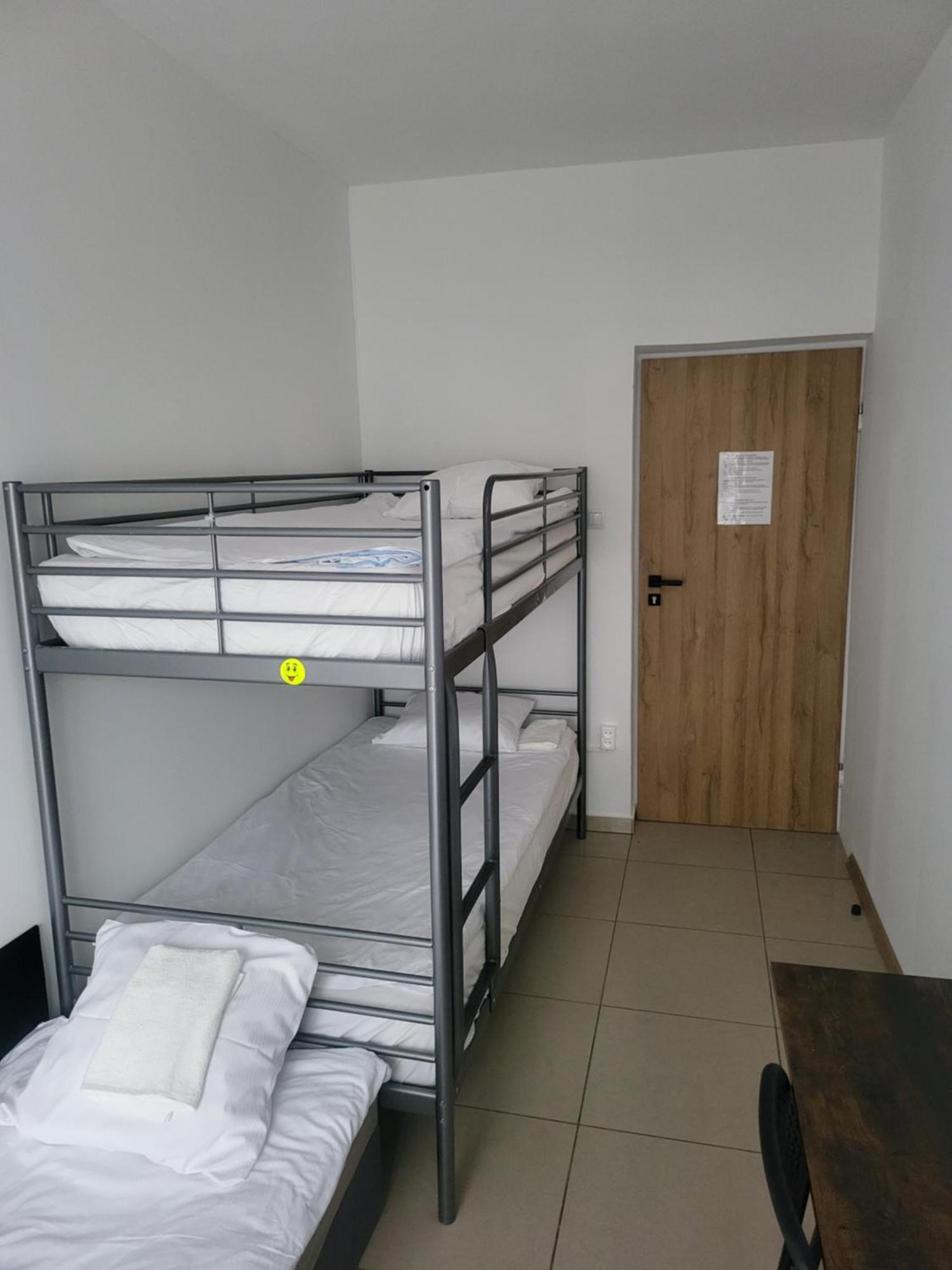 Rooms4Rest Popularna - Private Rooms For Tourists - Atr Consulting Sp, Z O,O, Варшава Экстерьер фото